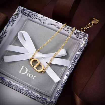 Dior Simple Diamond Necklace Bracelet